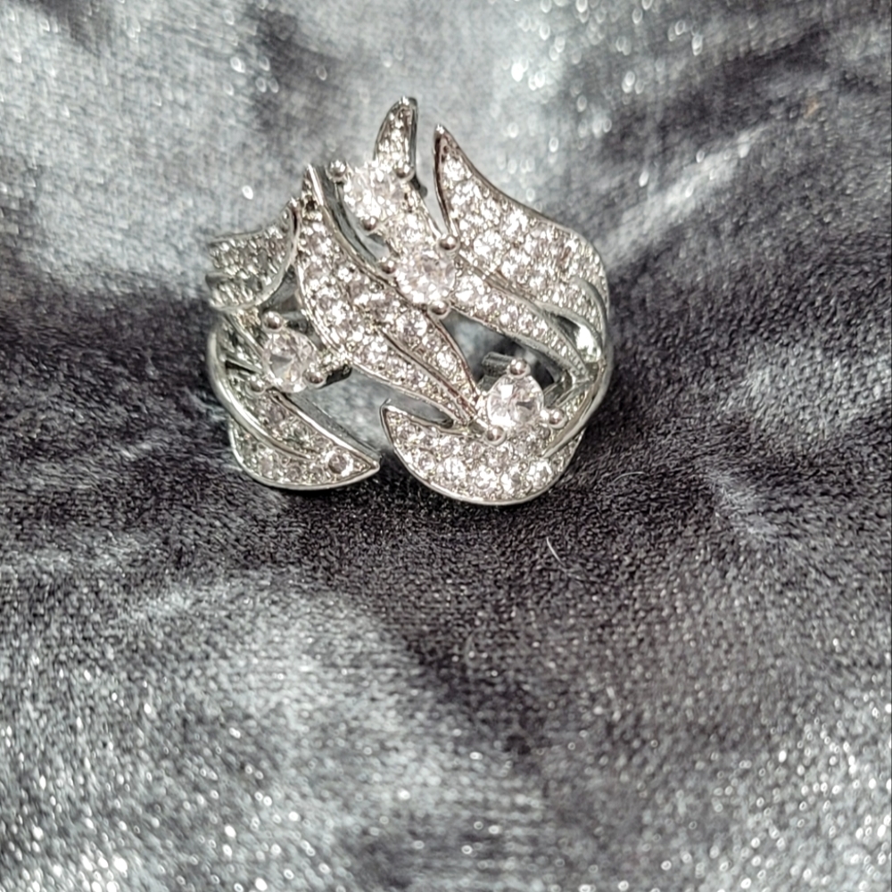 925S Diamond-Studded Rice Ear Flowered Ratten Ring